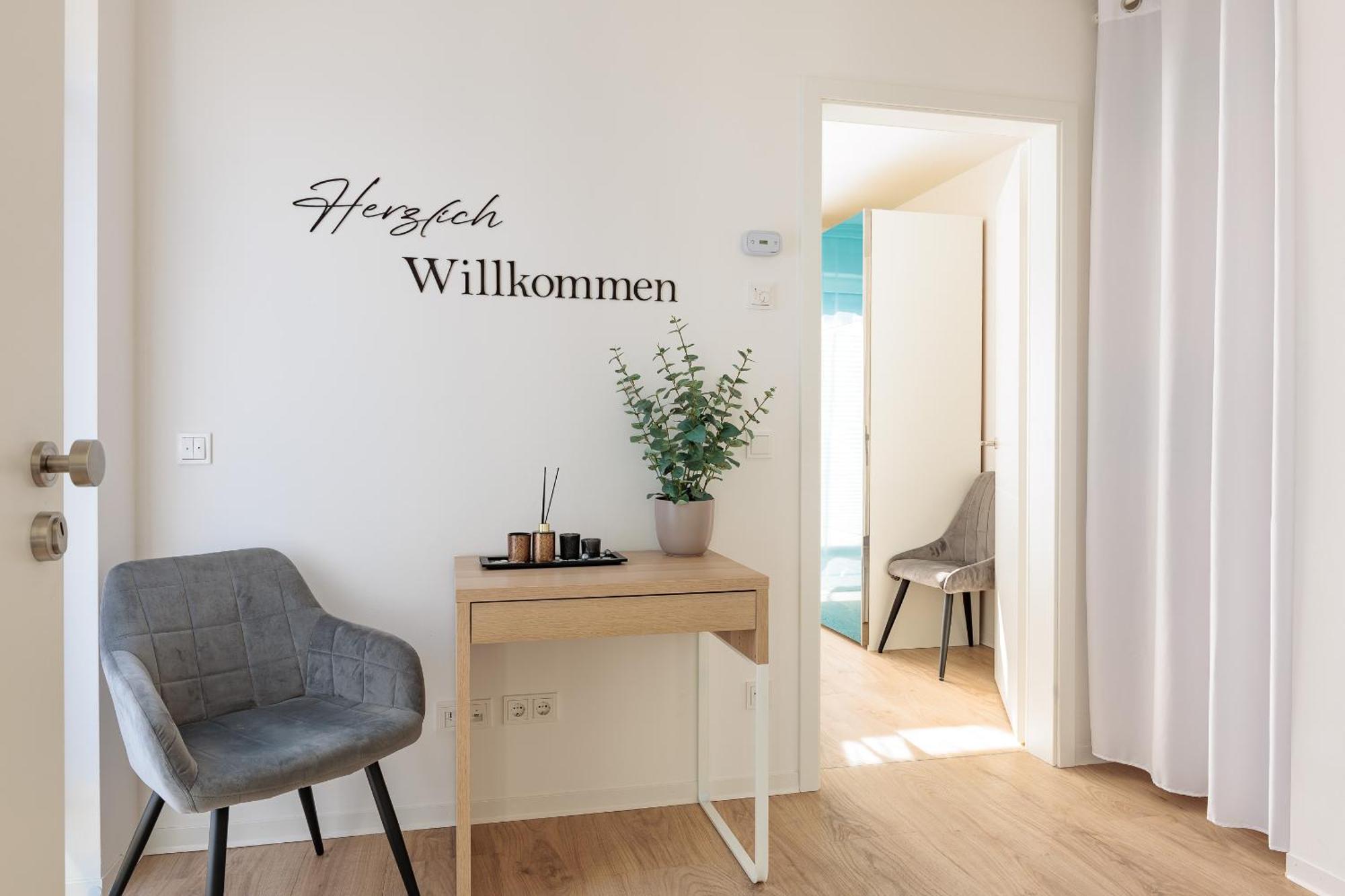 Apartment Zum Wohlfuehlen Mit 2 Zimmern I Garten I Terrasse I Kuechenzeile I Pkw-Parkplatz Ibbenbueren Ngoại thất bức ảnh