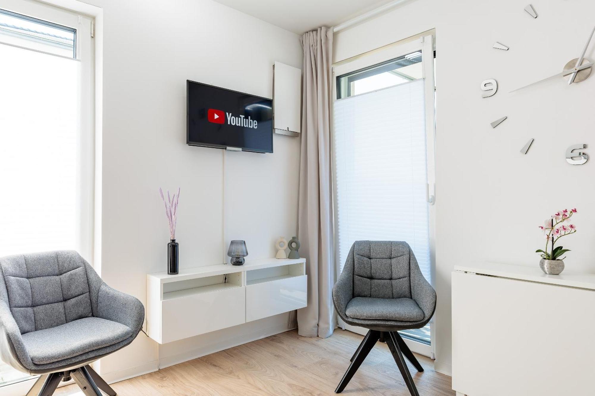 Apartment Zum Wohlfuehlen Mit 2 Zimmern I Garten I Terrasse I Kuechenzeile I Pkw-Parkplatz Ibbenbueren Ngoại thất bức ảnh